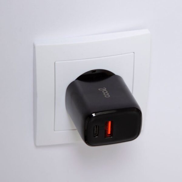 Cargador Red Universal Fast Charger (PD) Dual Tipo-C / USB COOL (20W) Negro - Imagen 4
